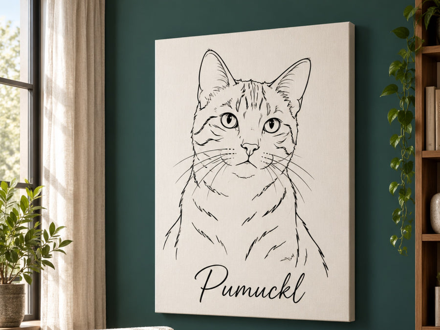 Wandbild auf Leinwand mit rot getigerter Katze als Minimal-Linienzeichnung und Namen Pumuckl im Wohnzimmer