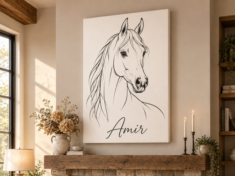 Wandbild auf Leinwand mit weißem Araber als Minimal-Linienzeichnung und Namen Amir an der Wohnzimmerwand