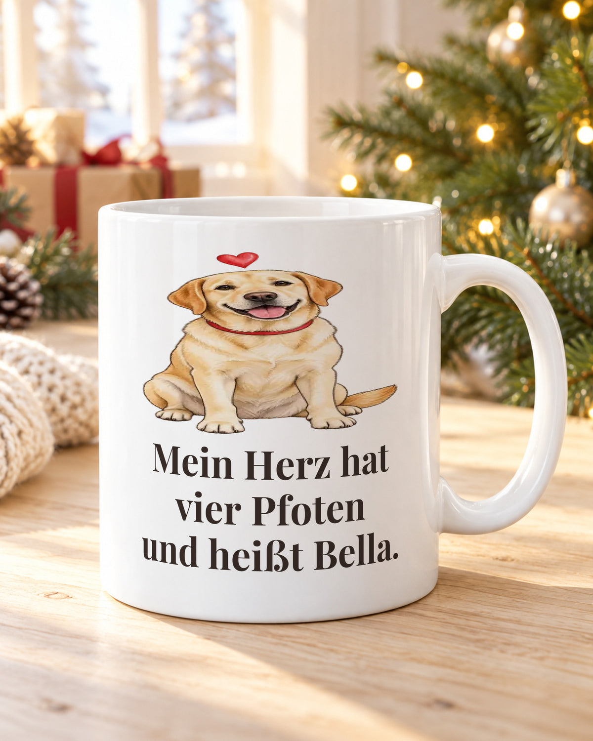 Hundetasse „Mein Herz hat vier Pfoten und heißt Bella“ am Weihnachtsmorgen