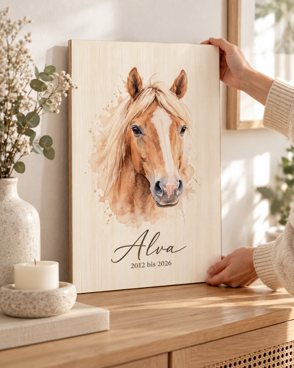 Gedenkbild auf Holz mit Haflinger im Aquarellstil, Namen und Lebensjahren