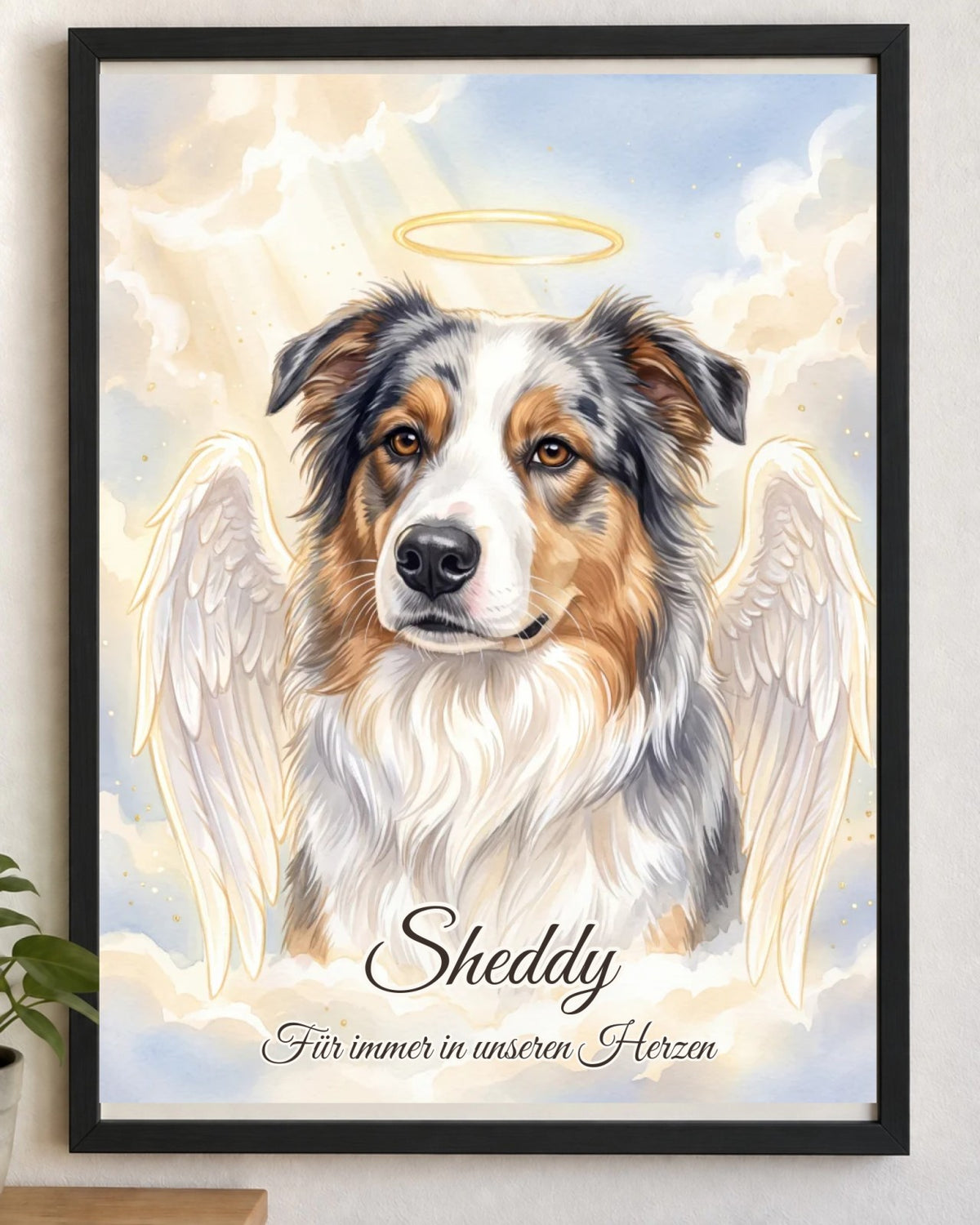 Retrato conmemorativo Ángel con marco de madera negro, formato vertical: el perro Sheddy con alas de ángel y aureola ante un cielo claro, con su nombre