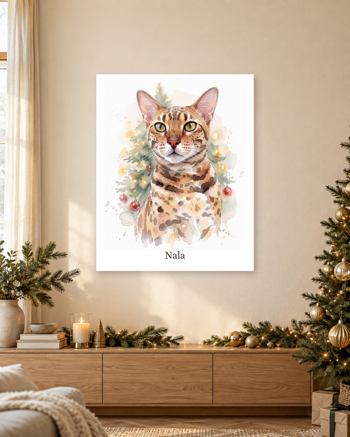 Deine Katze an der Weihnachtstanne als Poster, Bengal Nala im Aquarellstil, im saisonal dekorierten Wohnraum